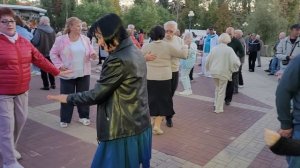 Плывёт веночек... 20.09.25...