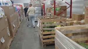 СВЕТОФОР _ Очень Много людей _ Раскупают Только Успевай! Обзор