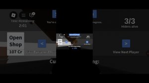 марк играет в ролблокс