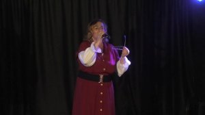 Екатерина Григорьева поёт "Любить мудаков"