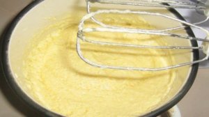 Кекс в силиконовой форме в духовке