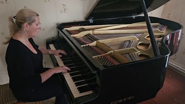 Л. Шитте. Этюд. ор. 68-12.Ми Мажор. 5 класс