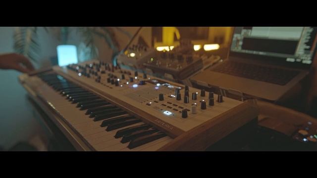 State Azure Arturia Polybrute 12 Improvisation