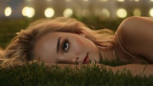 Renata Flor - Perdida en el Espejo