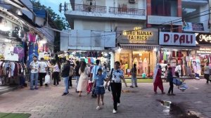 Это Нью-Дели 2025 🇮🇳 Настоящая Индия без прикрас • Пешеходная прогулка