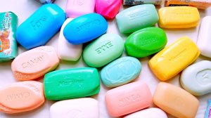 АСМР ШУРШАНИЕ. РАСКЛАДЫВАЮ КРАСОЧНОЕ МЫЛО , ШУРШУ УПАКОВКОЙ.