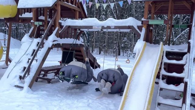 Мышата опять гуляют 😂 смотреть онлайн