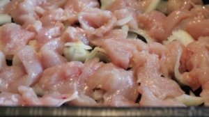 Куриные грудки с картошкой в духовке