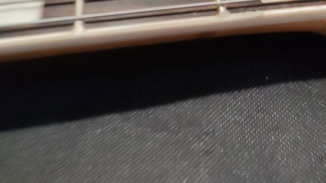 Обзор сборки китайской реплики Fender JazzBass 4 струны ясень натур, гриф ясень/палисандр смотреть онлайн