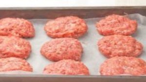 Куриные биточки с сыром