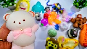 АСМР РАСПАКОВКА сквишей и антистрессов 🤗 ТАБА лапки 🐾 приятные звуки АСМР сквишей 😍