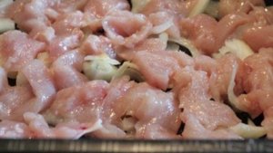 Куриные грудки с картошкой в духовке