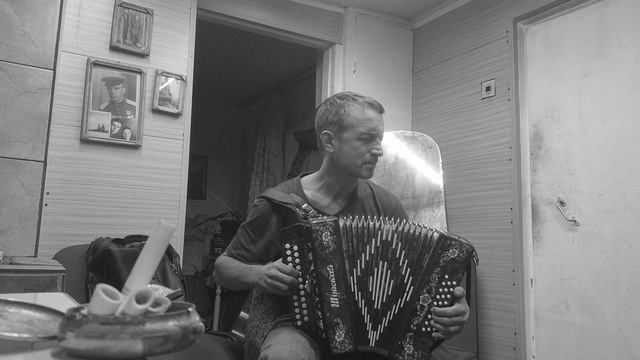 Вот и лето прошло.слова А. Тарковского музыка А. Суханова под гармонь