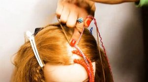 Точечное вплетение кос зизи. Плетение кос, брейдинг.