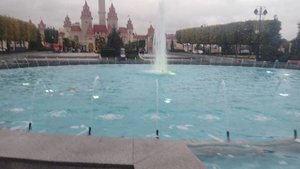 Замок Дисней-ленда в Москве