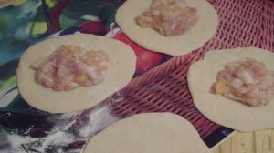 Манты с тыквой и курицей