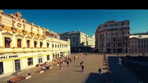 Москва звонят колокола...Москва златые купола...Москва по золоту икон...Проходит летопись времен