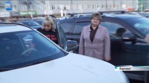 Нарушения на парковках для инвалидов в Барнауле становятся поводом для рейдов общественников