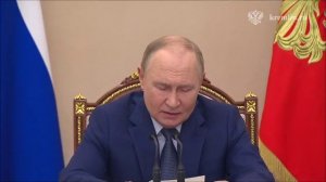 «Россия готова ответить на любые возможные угрозы военной силой», — Владимир Путин.