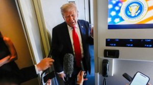 Эксперт Линников: Трамп пытается добиться от Швейцарии инвестиций в экономику