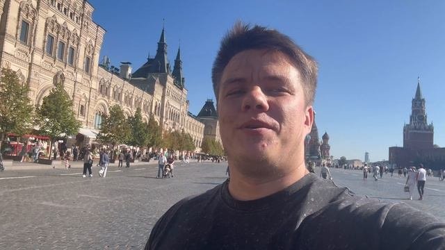 А вы часто гуляете по Красной площади?