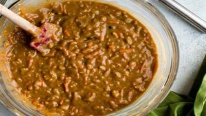 Морковный торт с орехами