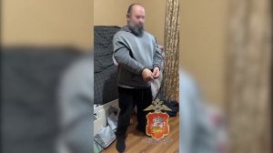 Подмосковные полицейские в Красногорске задержали мужчину с крупной партией кокаина