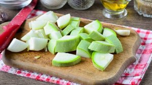 Куриные котлеты с кабачком в духовке