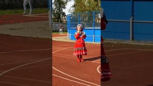 Пелагея🌺9 лет☀️🕊️песня,,А я люблю❤️деревню🏡,,автор В.Караблин✍️🎶