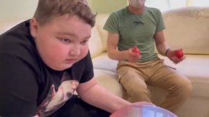 В детском онкоотделении Донецка впервые состоялось музыкотерапевиическое занятие