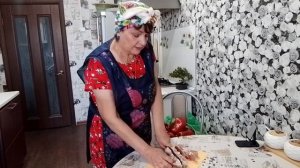 всего по немногу///рыбалка/) окружили волки, шакалы//салат на бутерброде🍣