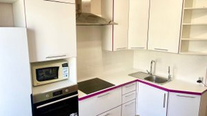 Продается уютная 2-комнатная квартира 46,6 м² с отличным ремонтом в современном жилом комплексе.