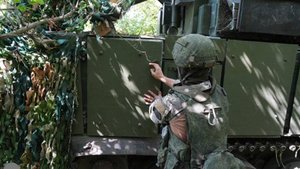 Средства ПВО сбили еще два летевших на Москву беспилотника