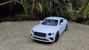 Модель Bentley Continental GT третьего поколения