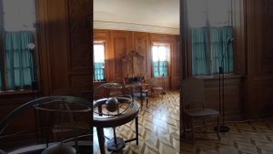 Южная половина Петергофского дворца