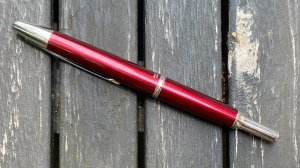 Перьевая ручка Pilot Decimo