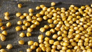 Морковный салат с нутом