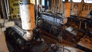 Машинное отделение теплохода Москва-175. Звук двигателя 3Д6.