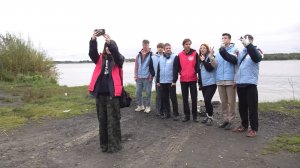 Более 50 человек вооружились мешками и убрали мусор на берегу канала имени Москвы