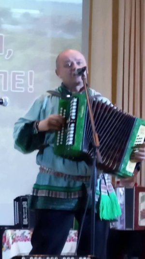 Эх, разыграйся гармонь моя!
