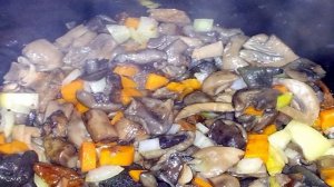 Жаркое с грибами в мультиварке