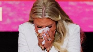 Вдова Чарли Кирка простила убийцу мужа, потому что "так поступал Христос"