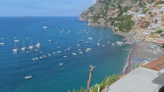 Италия. Пешеходная экскурсия в Позитано в формате 4К