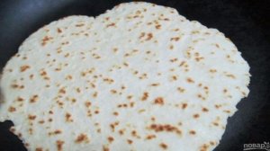 Лепешка с яйцом на завтрак