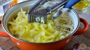 Маринованная капуста с чесноком и перцем
