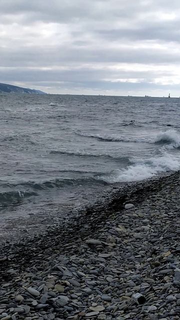 Море, два течения