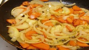 Жаркое со свиными ребрышками