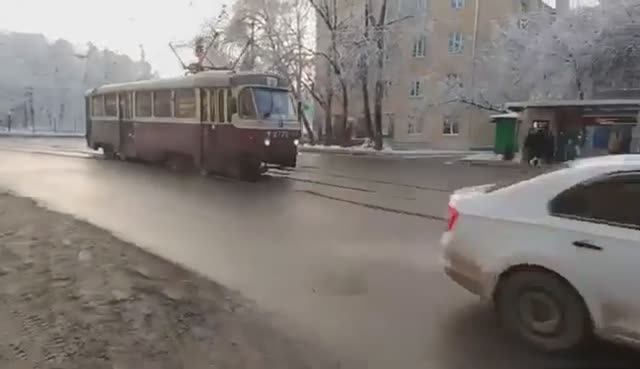 Нижегородский трамвай. Поездка на учебном трамвае МТТЧ смотреть онлайн