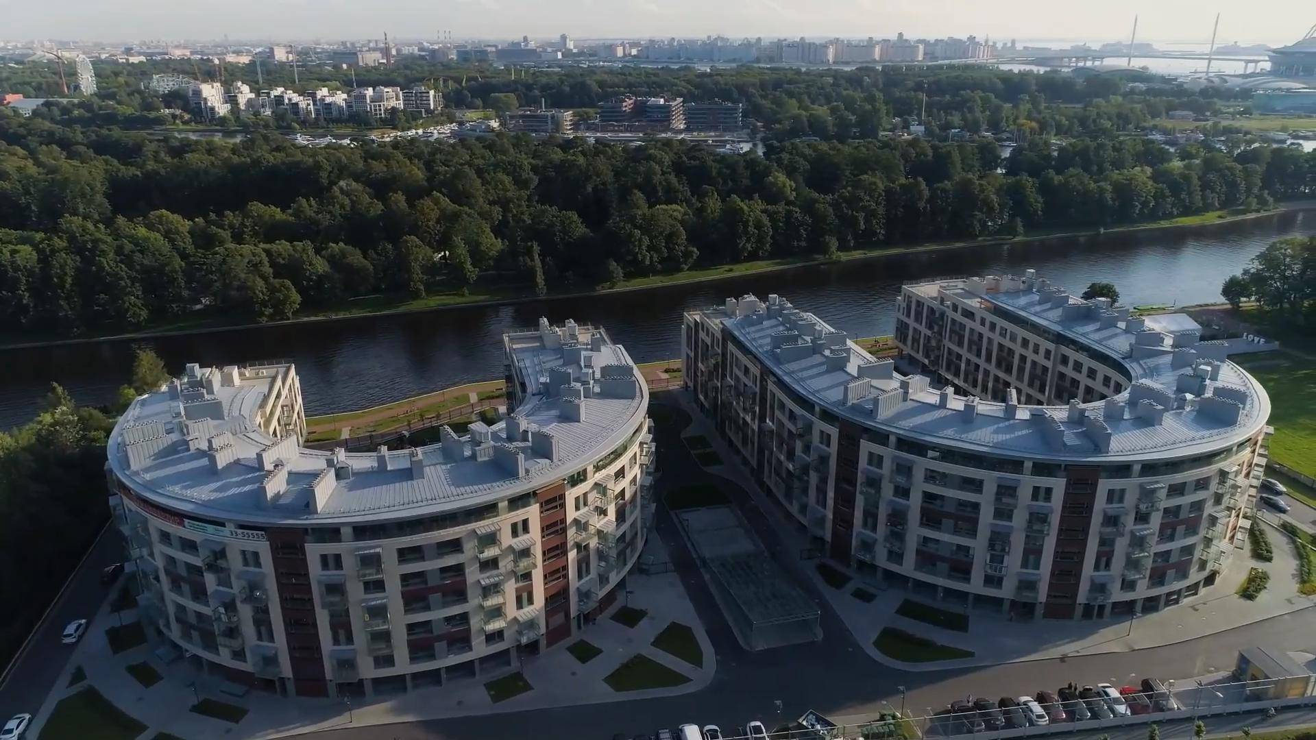 🏡 Видеообзор  просторной 3Е-комнатной квартиры в элитном ЖК Stockholm на Приморском проспекте!