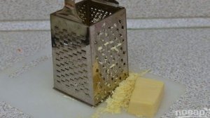 Морковный салат с сыром и чесноком